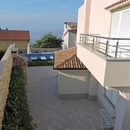 Apartments Villa Residenca Novi Vinodolski Exterior photo
